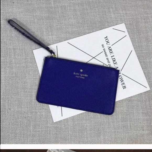 kate spade Handbags - ⚡️30$Flash Kate spade wristlet/clutch blue 88$